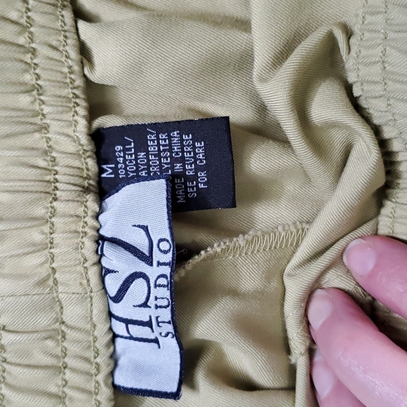 HSZ Studio,  pale green, pants, size medium - Picture 6 of 12